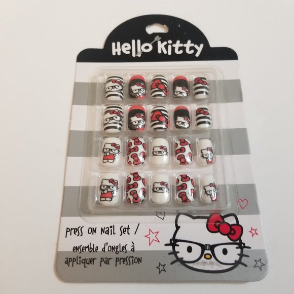 Girls Hello Kitty Press on Nails - Picture 2 of 10